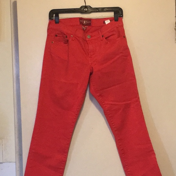 Lucky Brand Cropped Red Jeans size 27 or 4 - Picture 1 of 3